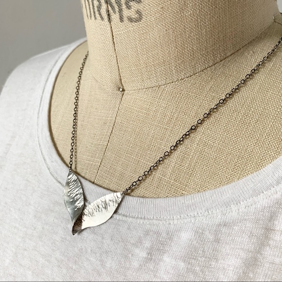 Artisan Sterling Silver Hammered Sculpted Necklace - Picture 4 of 8